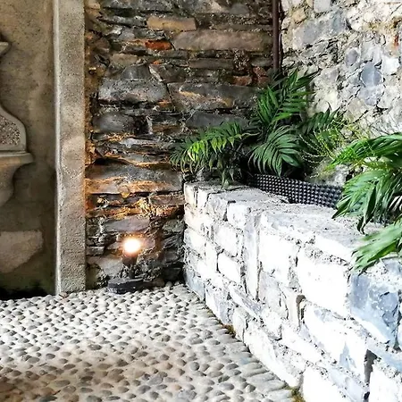 Mauro Apartment. Fresh And Peaceful. Casa de Férias *