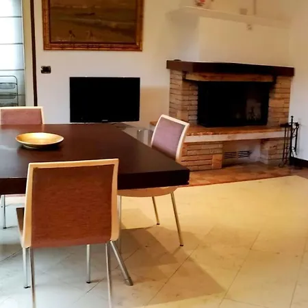 Mauro Apartment. Fresh And Peaceful. * 몰트라지오